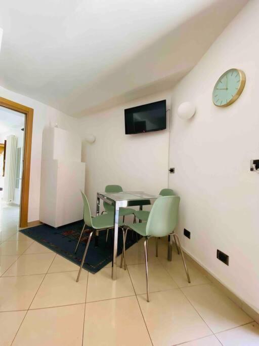 Casa Macrino Apartment Alba Eksteriør billede